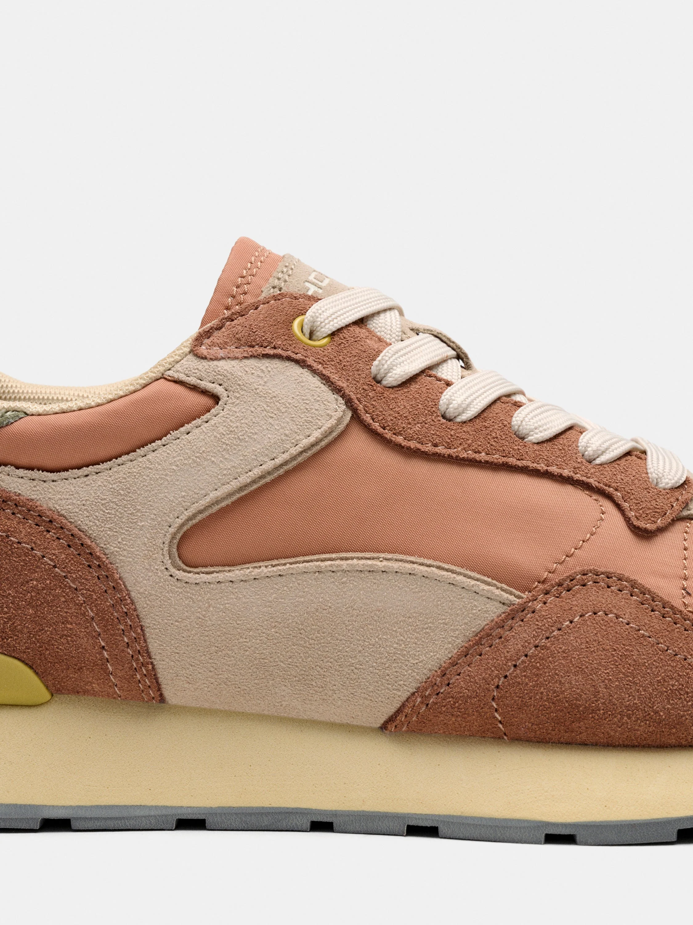 City Retro Peach - Image 5