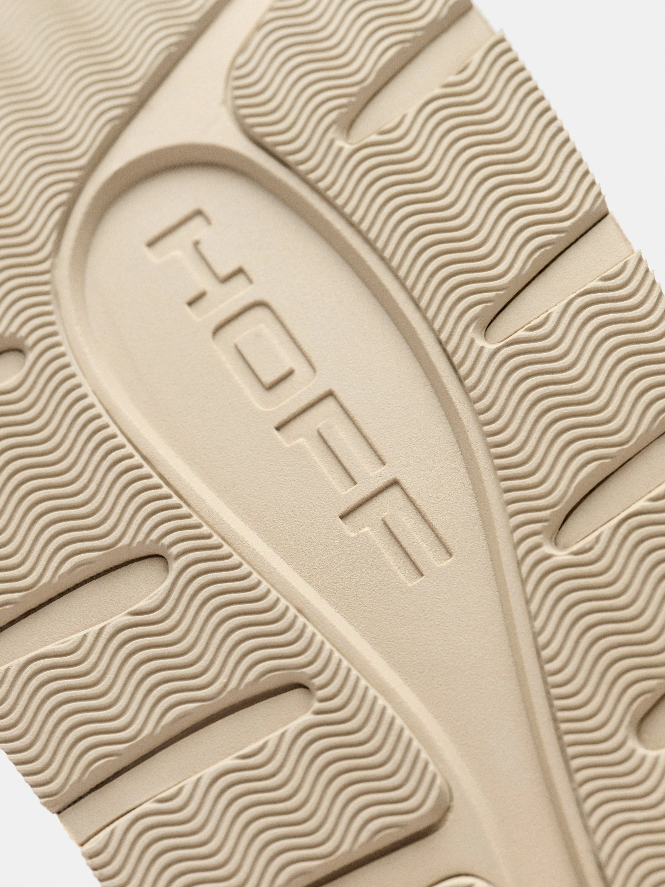 Seven Flyknit Runner Beige - Image 5