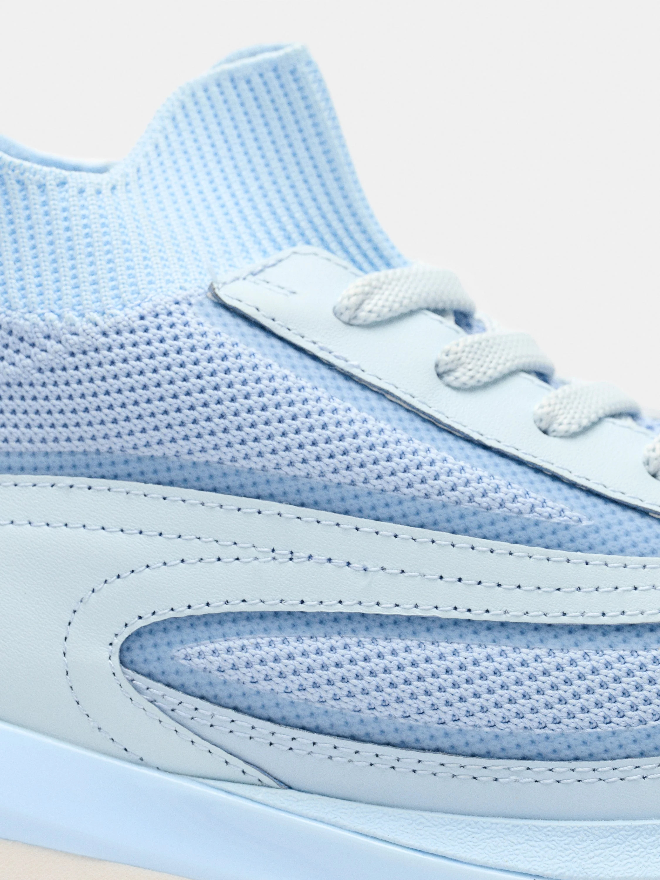 Seven Flyknit Runner Light Blue - Image 4