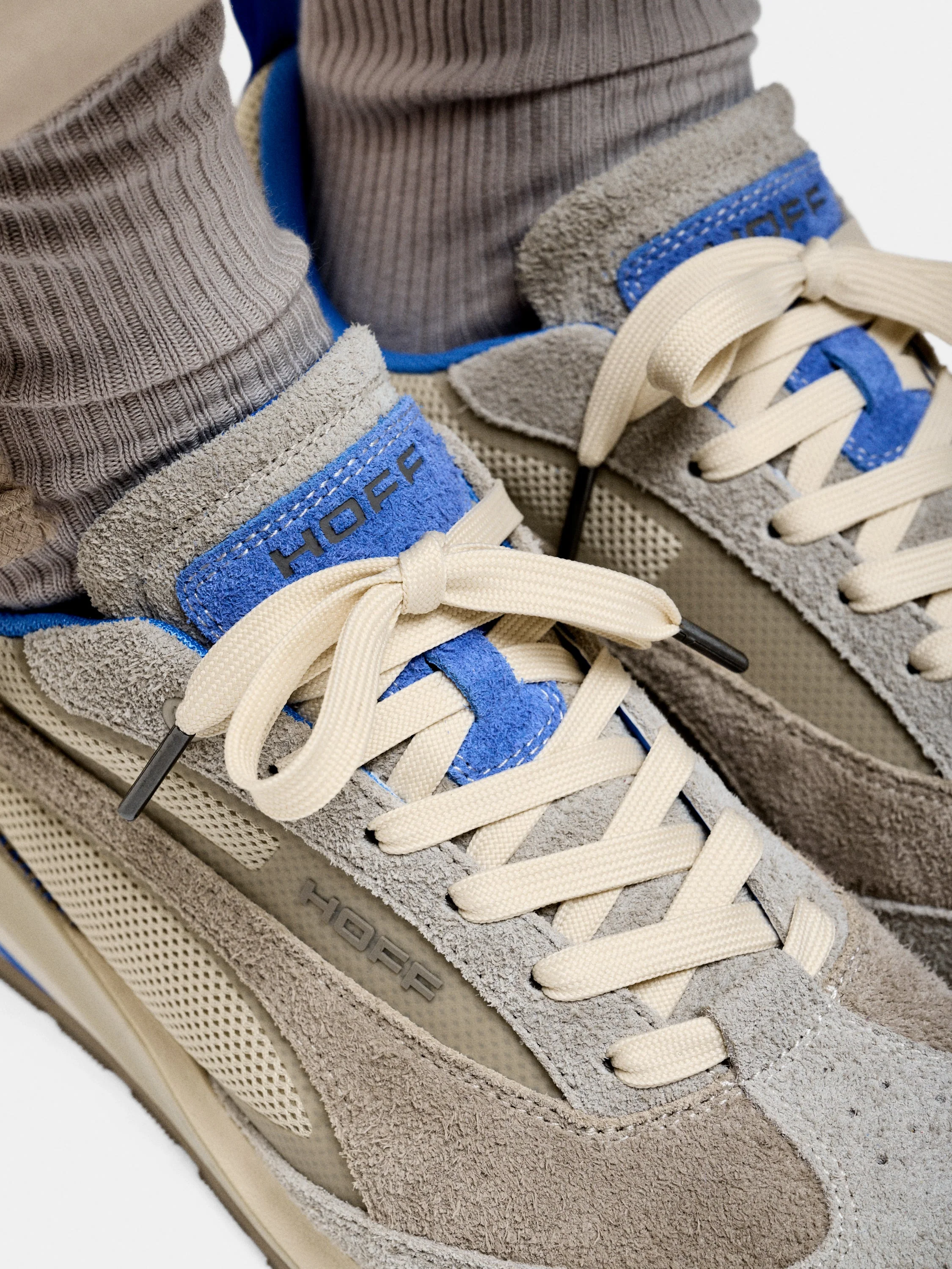Seven Runner Light Grey - Image 6
